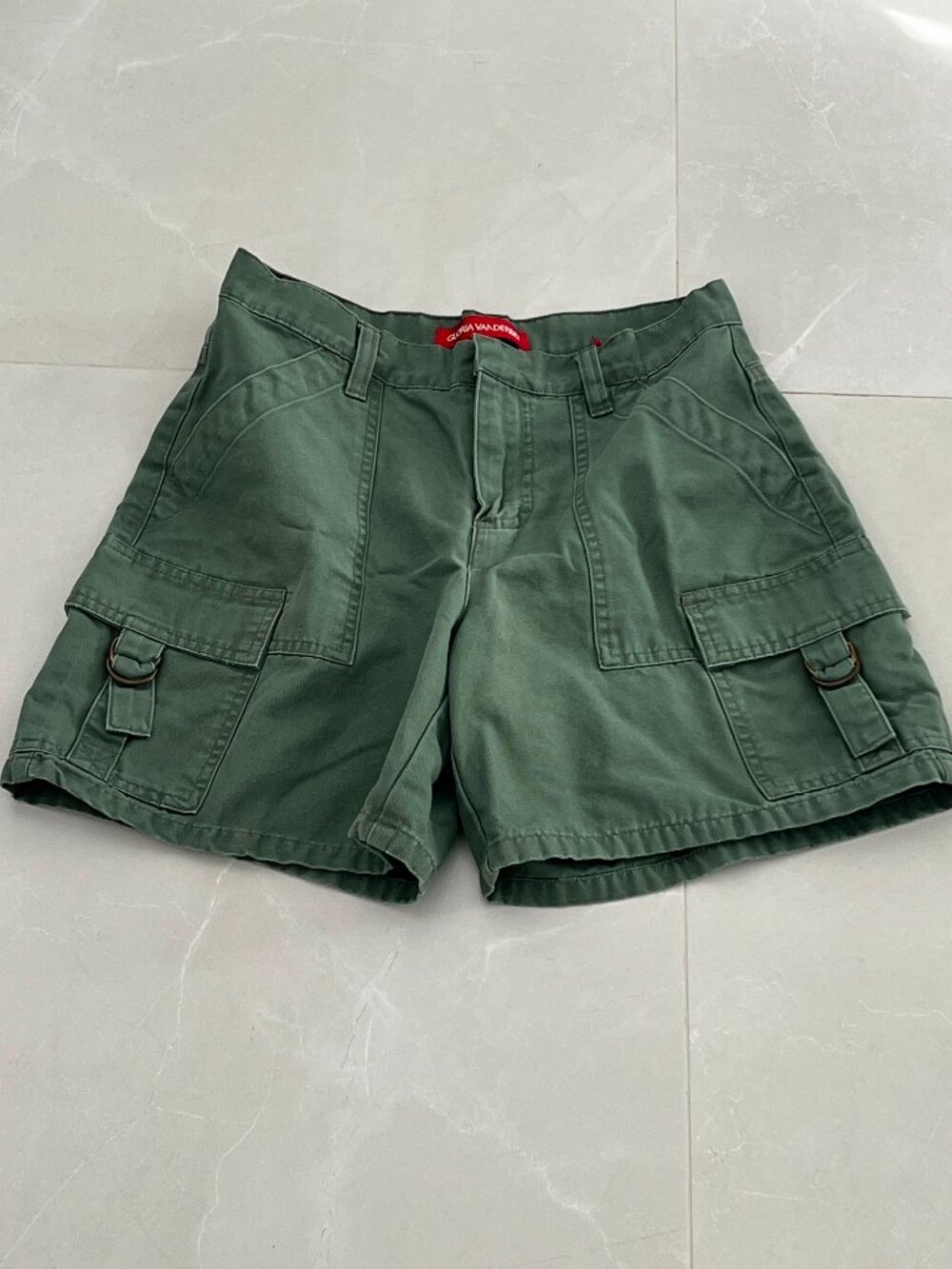 Gloria Vanderbilt Olive Green Cargo Utility Shorts (Size 4 - runs Small)
